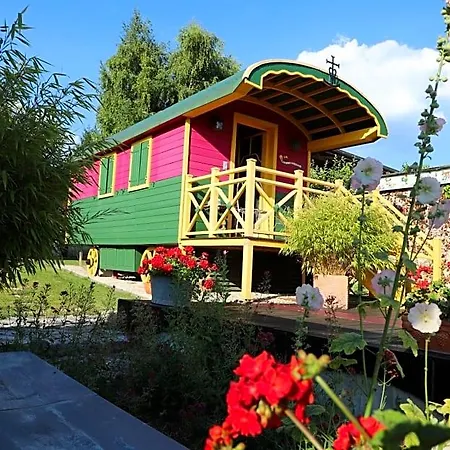 Bed & Breakfast Roulotte La Dominique