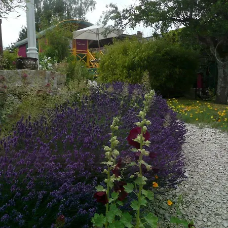 Roulotte La Dominique Couette-café