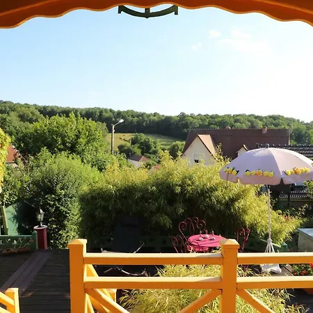 Roulotte La Dominique Couette-café Romery (Marne)